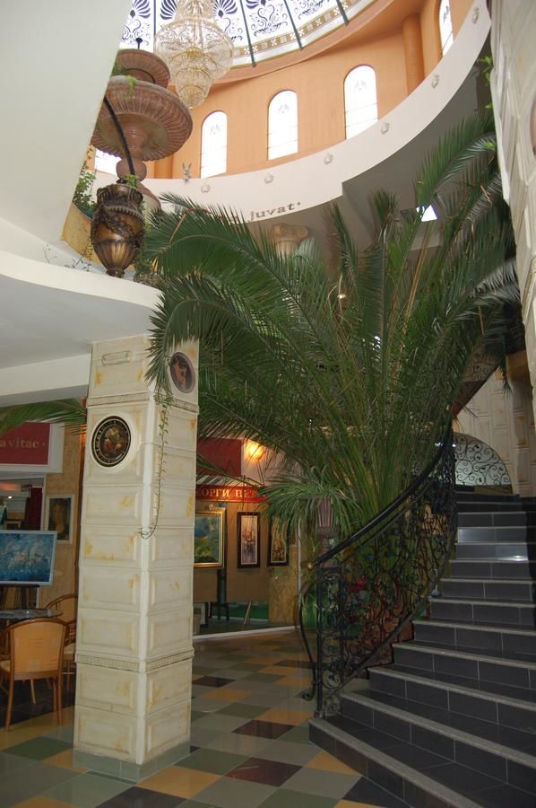 Отель Hotel Dobrudja Добрич-37